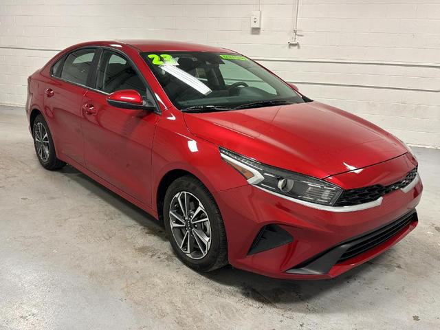 2023 kia forte lxs