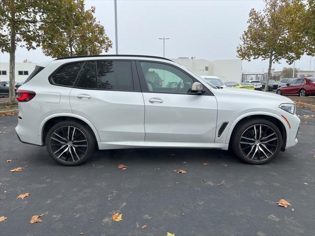 2022 bmw x5 m50i