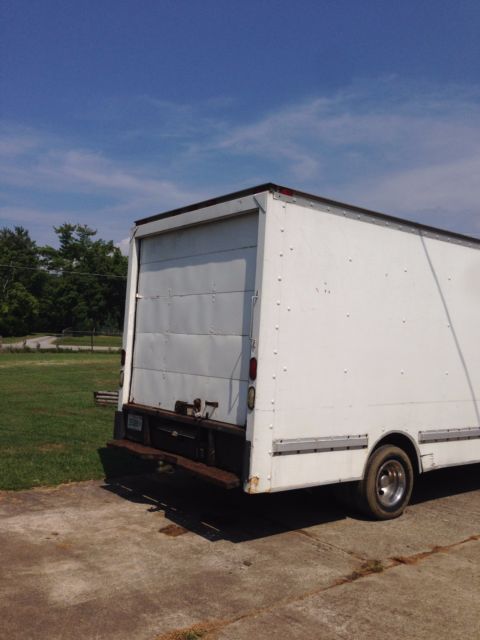 1994 ford e350 cargo truck moving installers 14' box + attic formerly penske