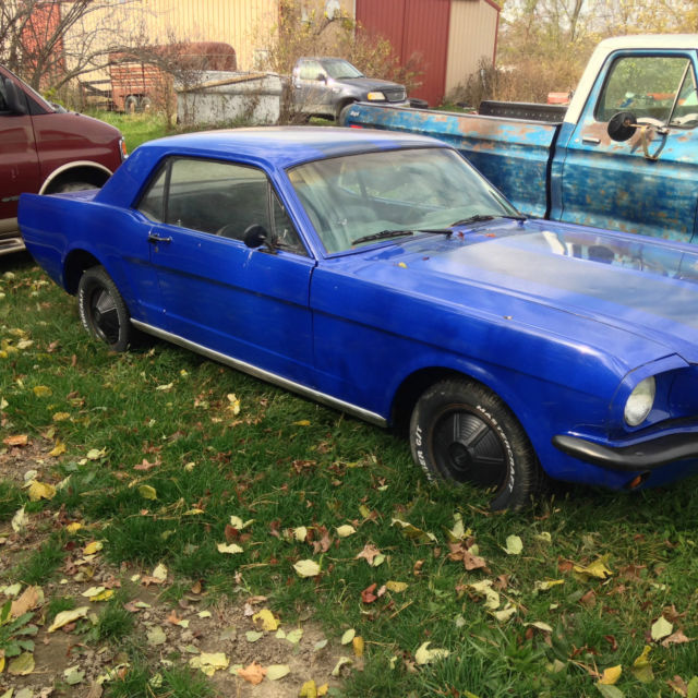 blue - racing stripes - original engine - straight 6 - original interior