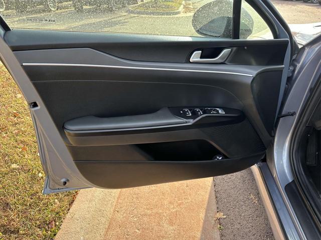 2023 kia k5 lxs