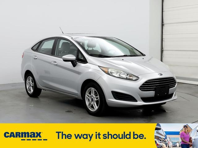 2017 ford fiesta se