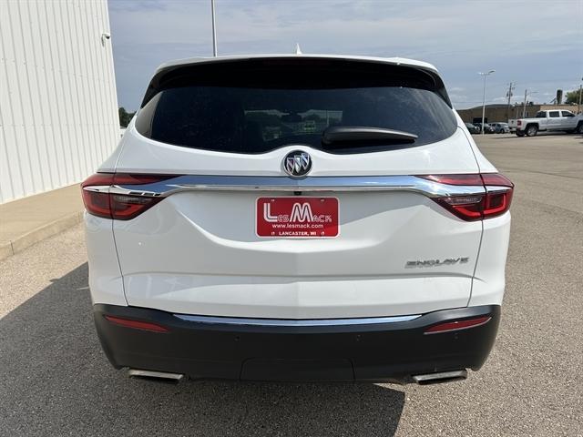 2019 buick enclave essence