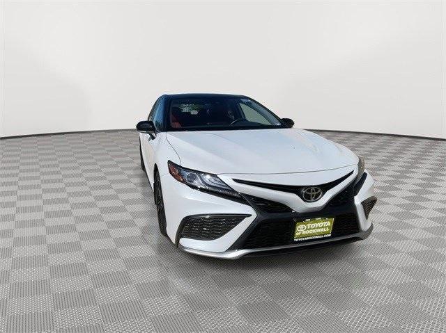2022 toyota camry xse