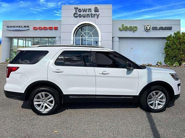 2018 ford explorer xlt