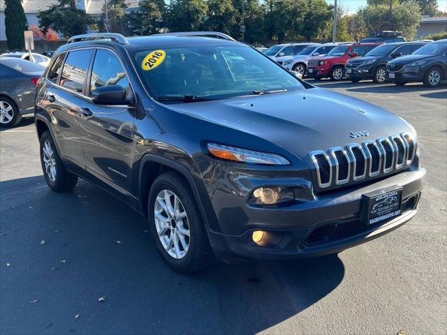 2016 jeep cherokee latitude