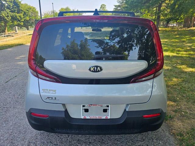 2020 kia soul lx