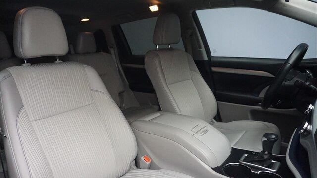 used 2016 toyota highlander le plus v6 rochester, ny 14623 for sale in rochester, new york