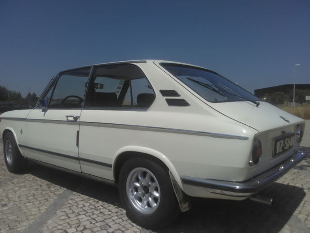 1971 bmw 2002 touring hatchback (numbers matching)