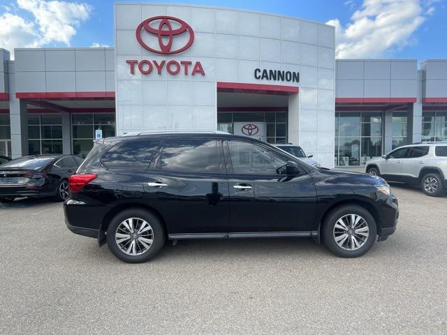 2020 nissan pathfinder sv 2wd