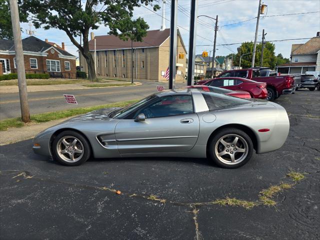 2001 chevrolet corvette base