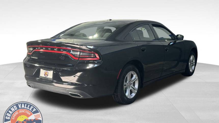 2022 dodge charger sxt