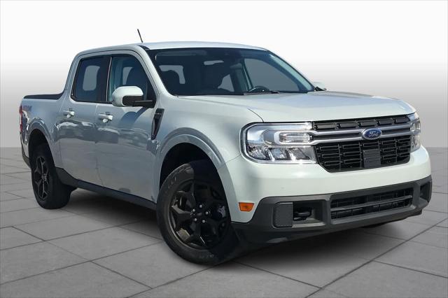 2022 ford maverick lariat