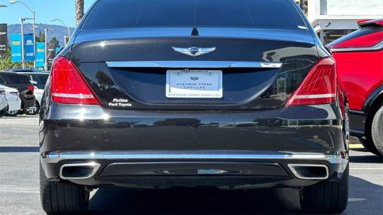 2018 Genesis G90