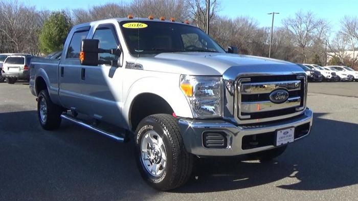 2016 ford f-250 super duty xlt 4x4 xlt 4dr crew cab 6.8 ft. sb pickup for sale in niantic, connecticut