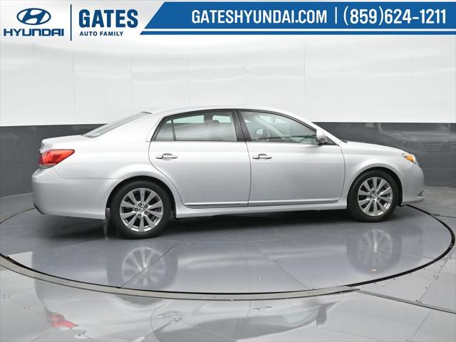 2012 toyota avalon limited