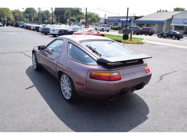 s4 5.0l na v8 double overhead cam (dohc) 32vautomaticporscheburgundy