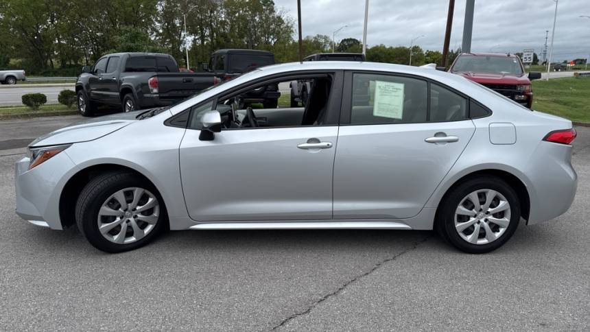 2021 toyota corolla le