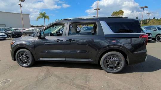 2025 Kia Carnival