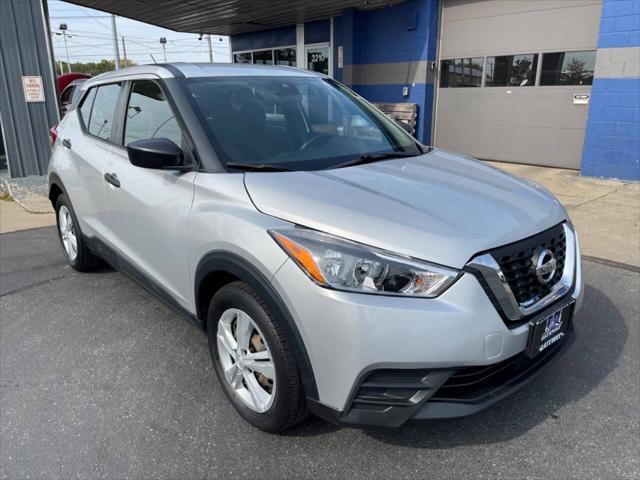 2020 nissan kicks s
