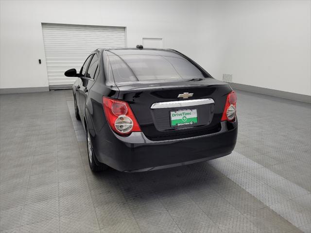 2016 chevrolet sonic lt