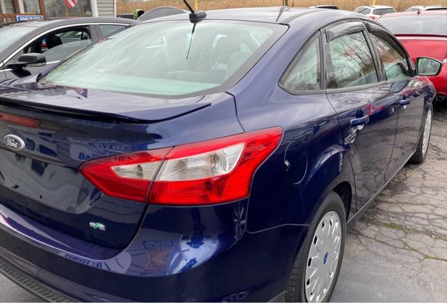 2012 ford focus se