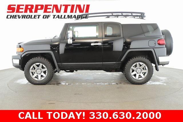 2014 toyota fj cruiser base