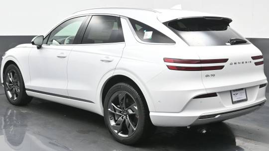 2025 Genesis GV70