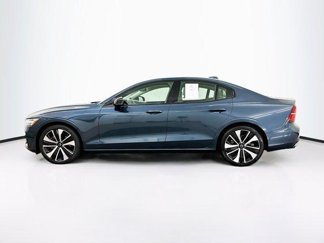 2022 volvo s60 t5 momentum