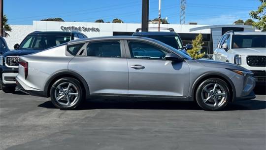 2025 Kia K4