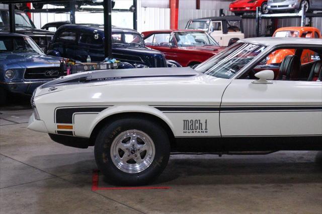 1972 ford mustang base