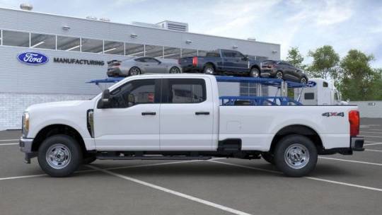 new 2024 ford super duty f-250 xl crew cab 8' box 4wd