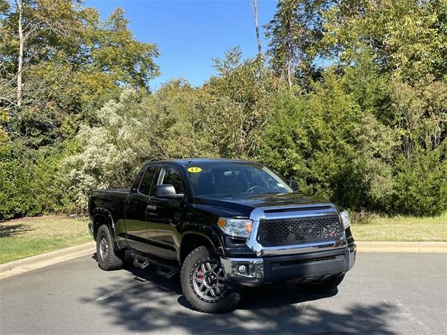 2017 toyota tundra sr5