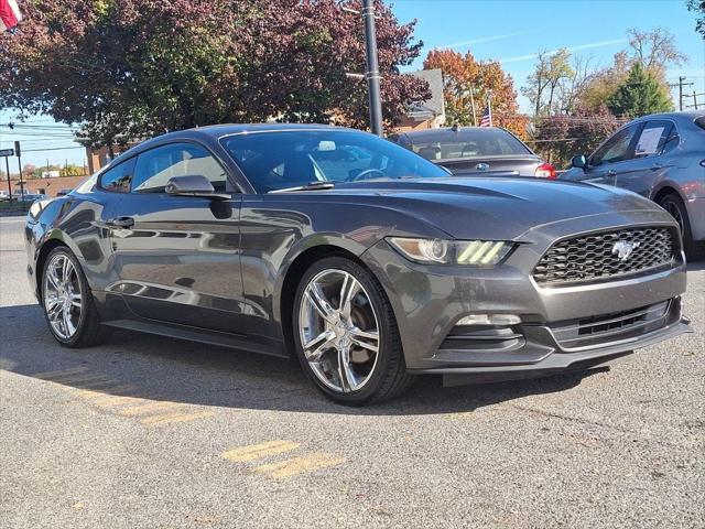 2016 ford mustang v6