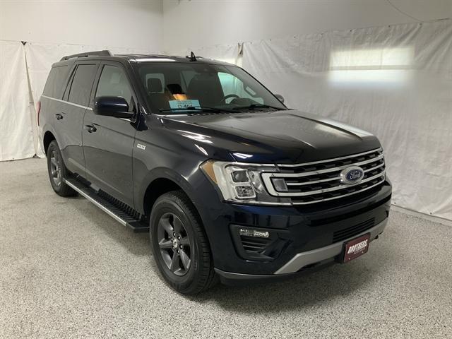 2021 ford expedition xlt
