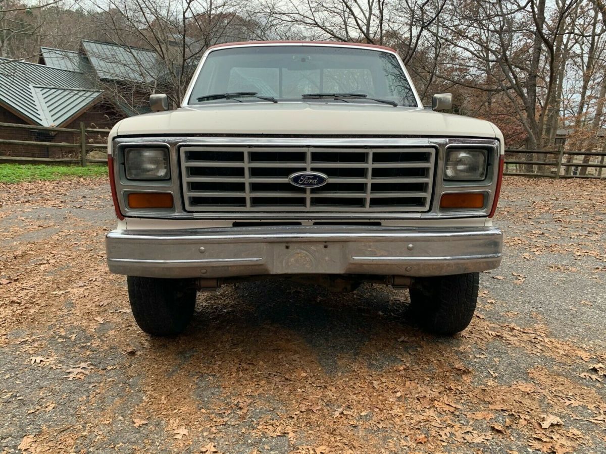 1986 ford f250 4x4 460 ci v8 4 speed manual rust free western truck red & white