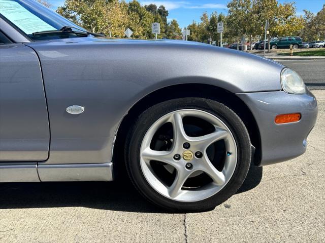 2003 mazda mx-5 miata