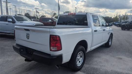 new 2024 ram 1500 classic tradesman crew cab 5'7" box 2wd