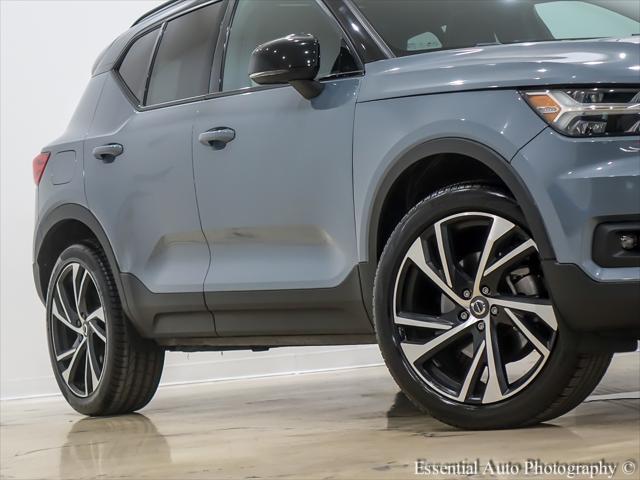 2021 volvo xc40 t4 r-design