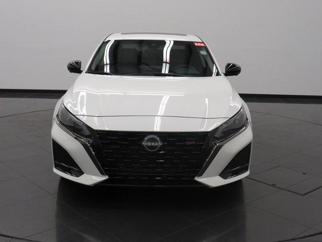 2024 nissan altima 2.0 sr