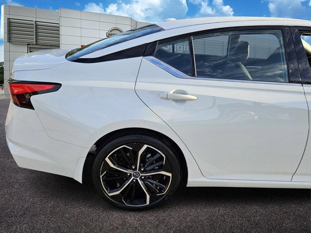 2023 nissan altima 2.5 sr