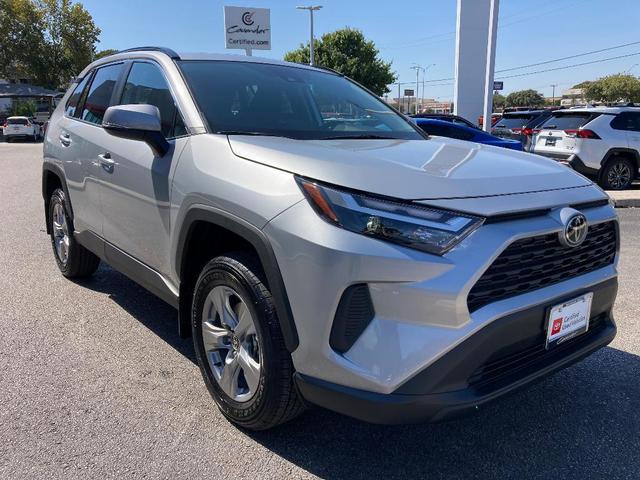 2024 toyota rav4 xle