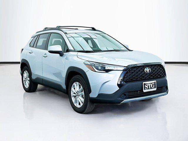 2023 toyota corolla cross le