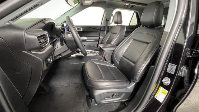2023 ford explorer xlt in louisville, kentucky