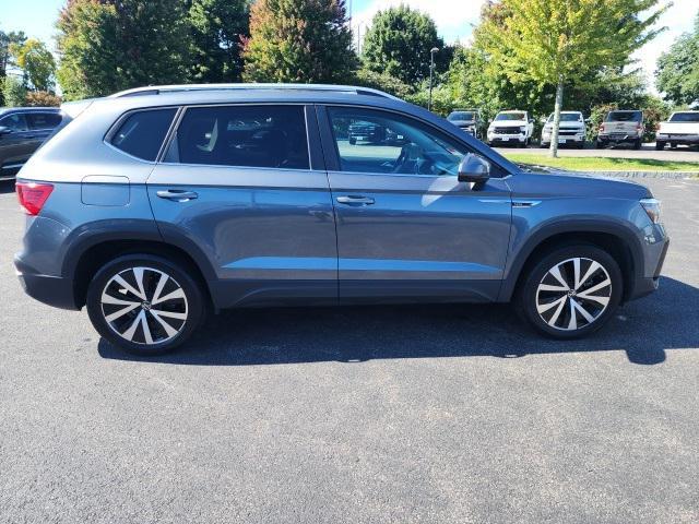 2022 volkswagen taos 1.5t se