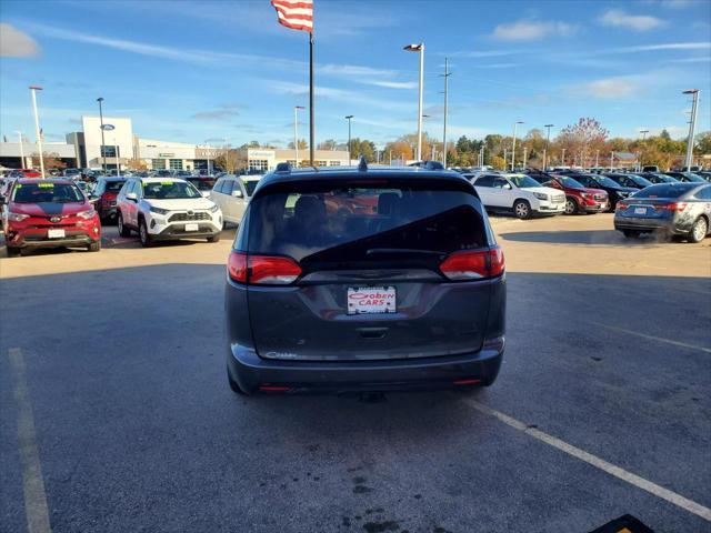 2018 chrysler pacifica limited