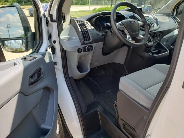 2015 ford transit-150 t-150 130 low roof xlt swing-out rh dr