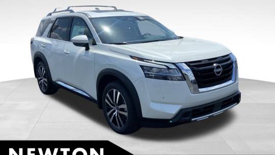 2024 Nissan platinum