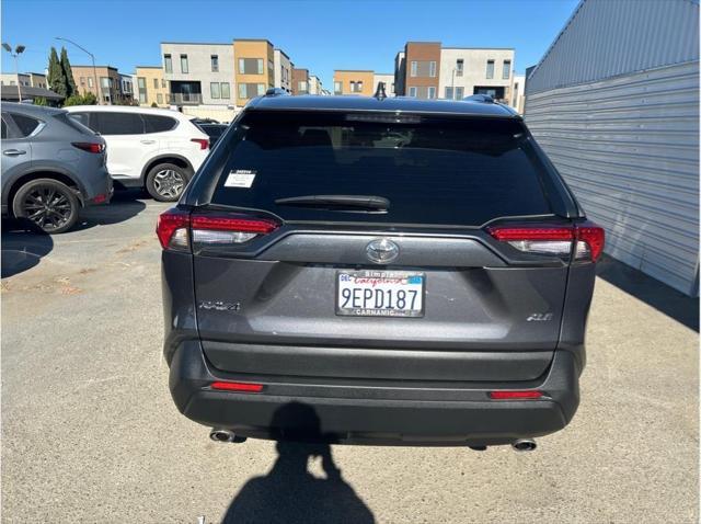 2023 toyota rav4 xle
