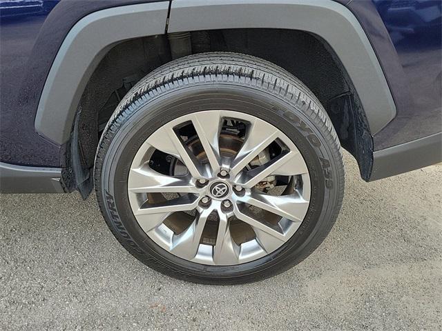 2020 toyota rav4 xle